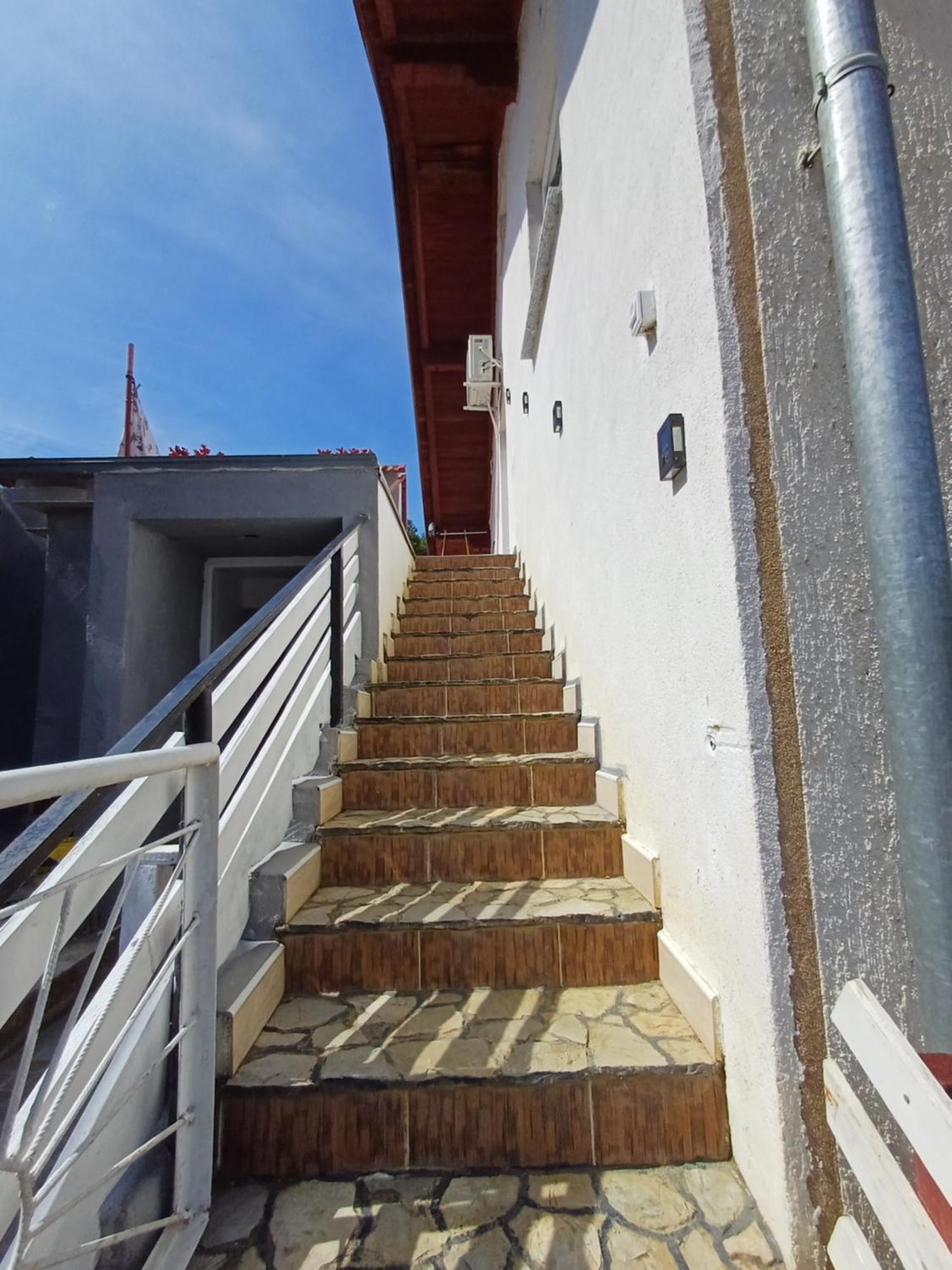Apartman Denis Una Luzine Екстер'єр фото