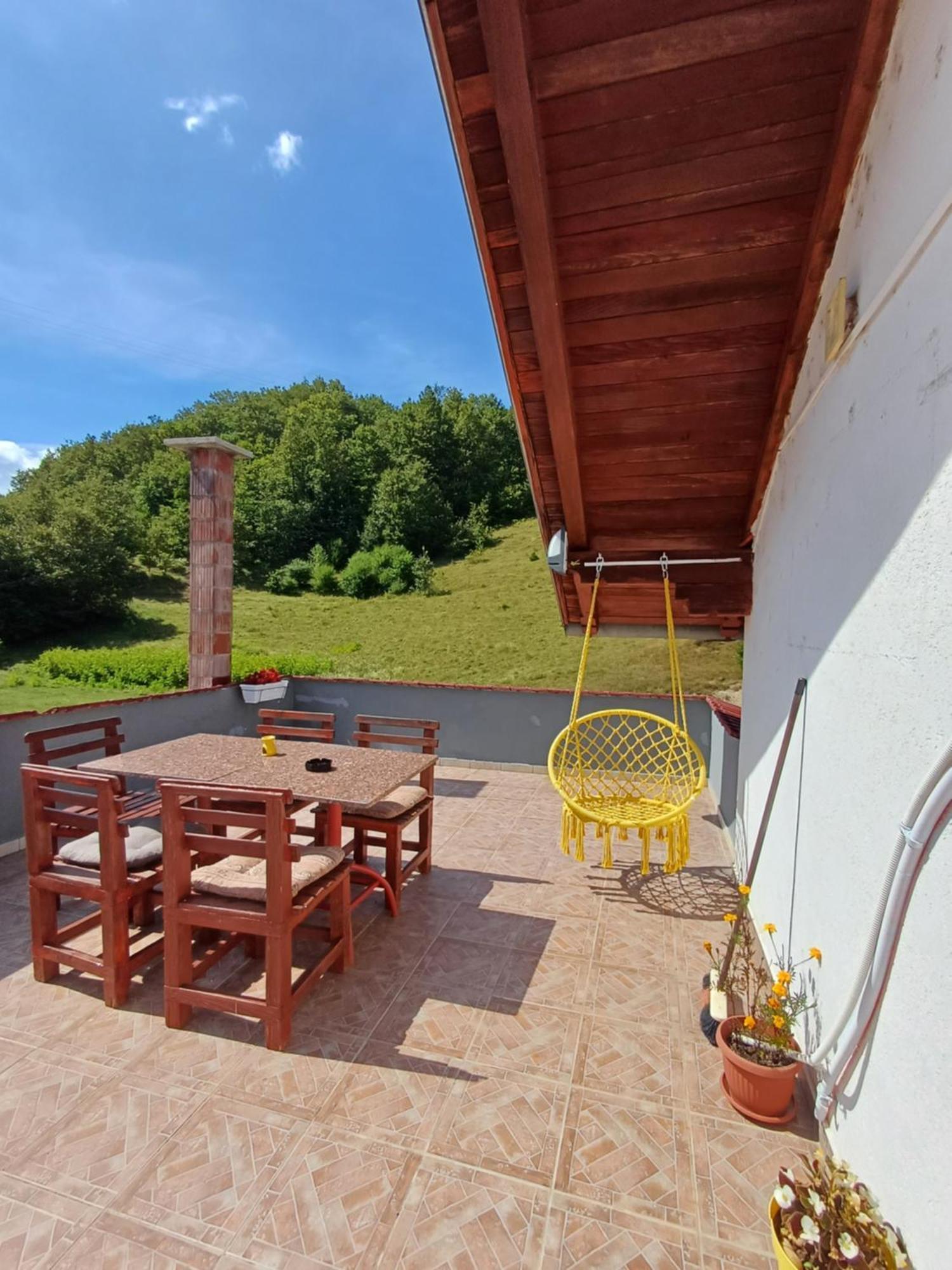 Apartman Denis Una Luzine Екстер'єр фото