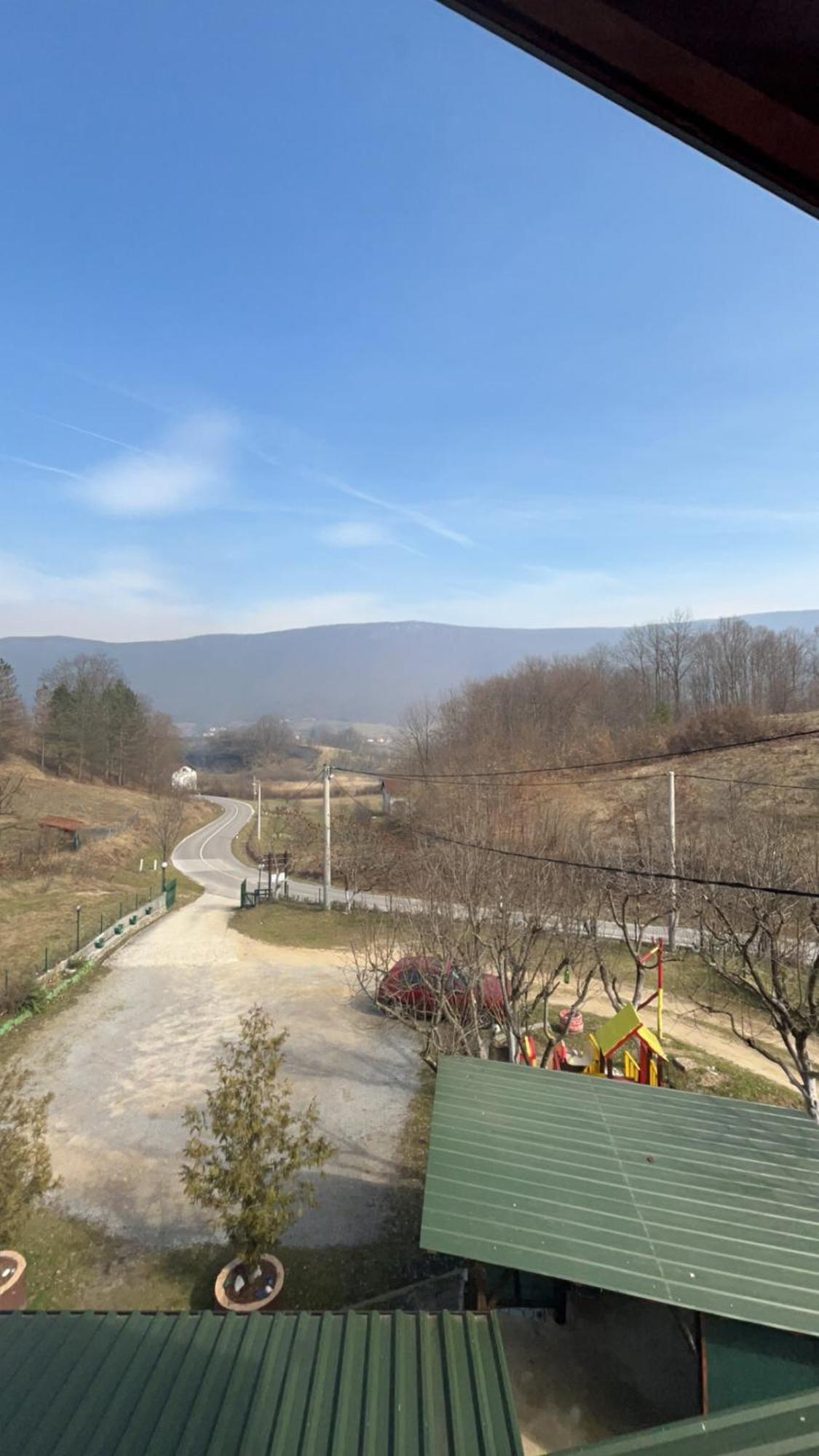 Apartman Denis Una Luzine Екстер'єр фото